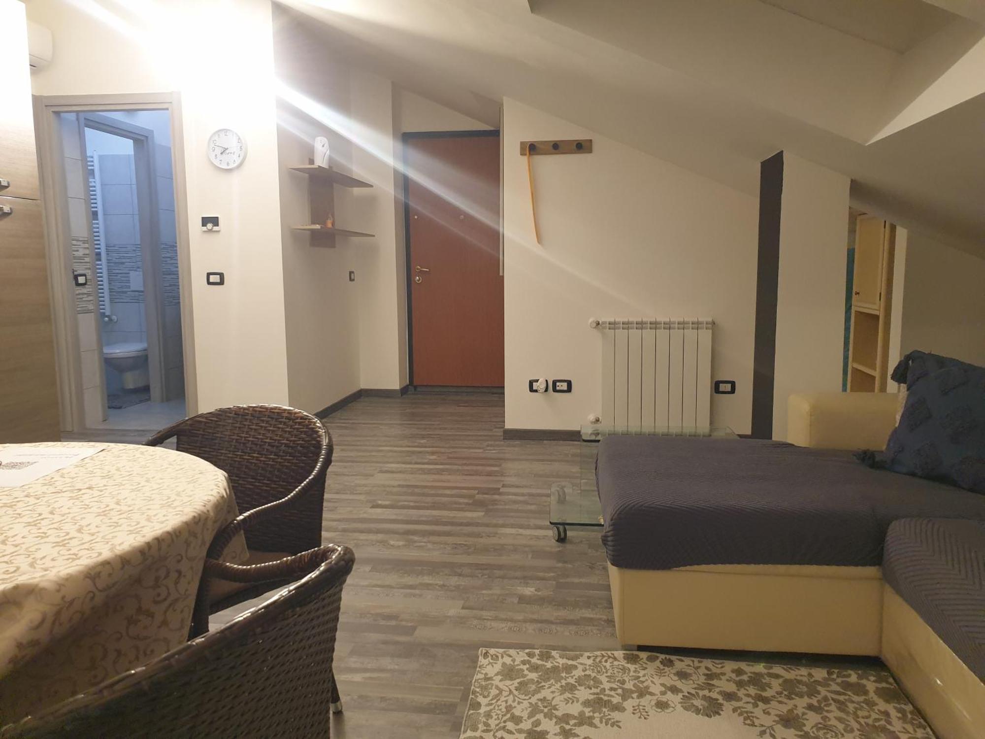 Angela'S Attic Apartment Voghera Exterior photo